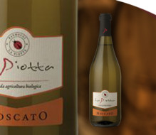 FILTRATO DOLCE DI MOSCATO DELLA PROVINCIA DI PAVIA fatto